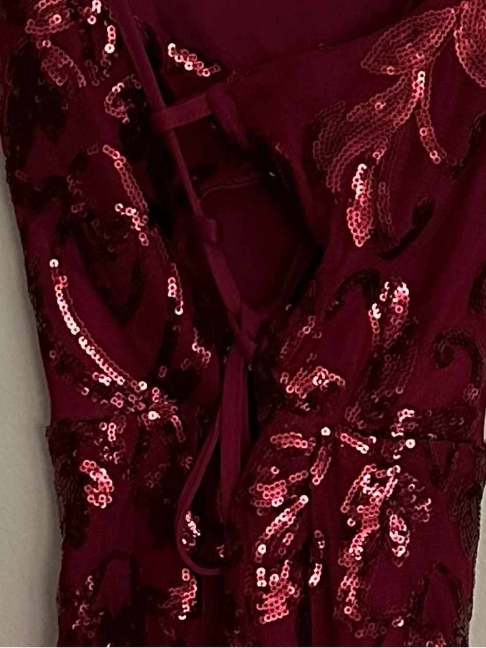 NO BRAND SHOWN size SMALL Wine Red Sequin Mini Dress Spaghetti Strap - Picture 4 of 7